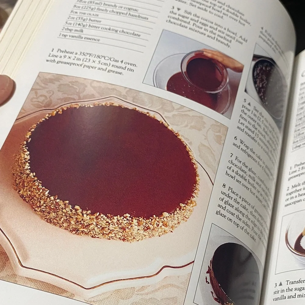 Vintage Complete Baking by - Martha Day cookbook